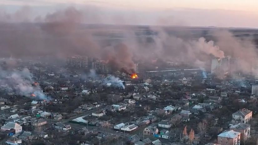 Rucky postoj sa lame Ukrajina utoci presne a bolestivo Na viacerich usekoch tlaci front spat