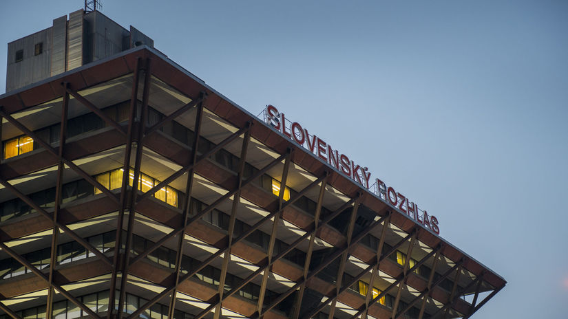 STVR opat zasahuje do vysielania Dalsie zmeny postihnu zname radia