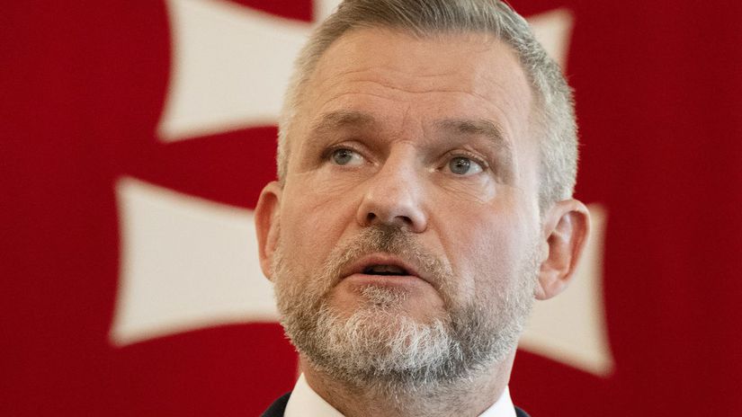 SaS Nieco take nerobia ani v Bielom dome Po papalasckom bankete liberalni poaduj kontrolu NK