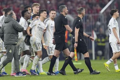 V Mnichove bolo po zapase veselo hraci Realu nevedeli prist na meno rozhodcu padali ostre slova