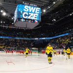 Cesi vyvolali poplach Hokejova velmoc sa uz na zaciatku MS potyka s kritikou Hovori sa o kolapse a absolutnej bezradnosti