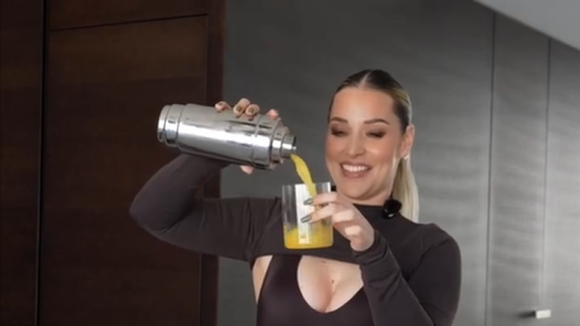 Cibulkovej video ma neprijemnu dohru Rada pre reklamu rozhodla ze fit drink s vodkou zasiel pridaleko reklama sa musi prerobit