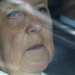 Merkelova sa vracia do hry EU zvazuje ze ju posle rokovat s Putinom