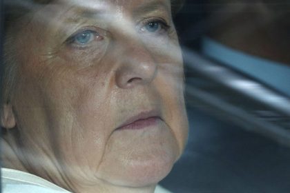 Merkelova sa vracia do hry EU zvazuje ze ju posle rokovat s Putinom