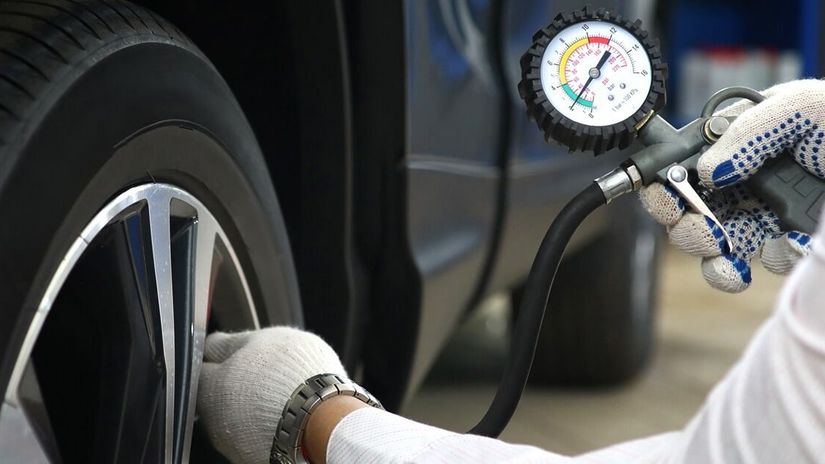 Oplati sa nafukat pneumatiky dusikom Urcite to nie je lacne