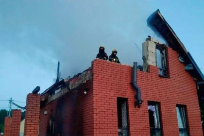 Prvy rusky poslanec ziada o skoncenie vojny iny by zautocil na clenske staty NATO a ako sa chce dalsi pomstit Zelenskemu