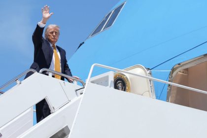 Trump varoval Taiwan pred krokom ktory by mohol spustit vojnu Tchaj pej mu poslal jasny odkaz