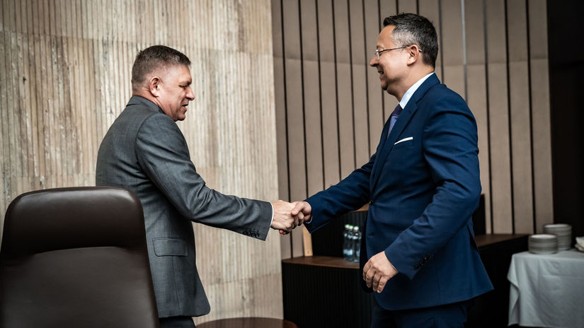 Vlada odklada konsolidaciu pre tych ktori pridu po nej Ekonomiku nechava v zapornych hodnotach varuju odbornici