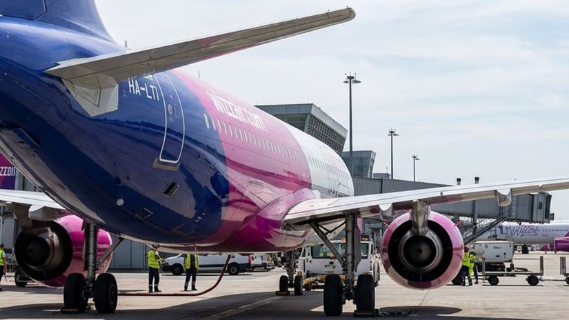 Dramaticke komplikacie na letisku v Bratislave Lietadlo Wizz Air sa muselo vratit z drahy