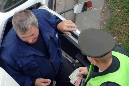Stat zacne velky lov na vodicov Statisicom soferov hrozia pokuty strata znaciek aj zakaz jazdy