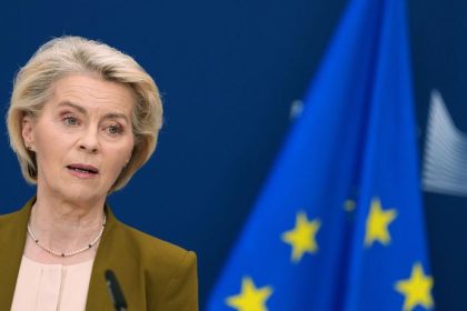 Utajene mena a zaciernenne zmluvy Brusel podla hlavneho poradcu Sudneho dvora EU pochybil pri nakupe vakcn proti covidu