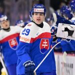 Zlaty strelec z finale moze nasledovat legendarneho Hossu O dalsieho talentovaneho Slovaka ma zaujem aj Montreal so Slafkovskym
