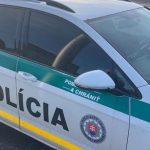 poplach v bratislave policia preveruje oznamenie o udajne ozbrojenom muzovi v blizkosti skoly