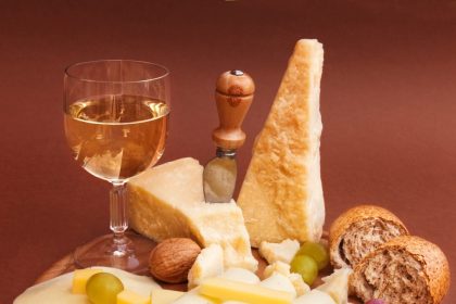 Brusel tlaci na Washington Unia ziada o dalsie vynimky z ciel na vino a syry Ekonomika Spravy