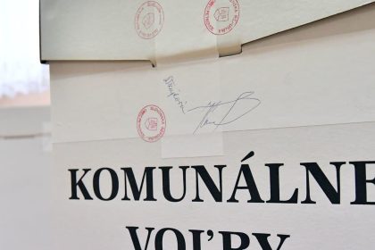 Kto by sa stal predsedom Zilinskeho kraja Prieskum SANEP naznacuje vyrovnany soboj lidrov