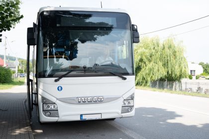 Velke zmeny v doprave v jednom regione Slovenska Regionalne autobusy budu jazdit castejsie niektore kazdych 30 alebo 60 minut Ako vybavit Uzitone informacie