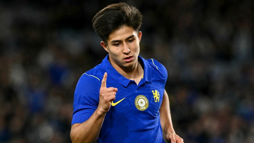 vlani zarmutil tehelne pole od rodicov musel mat povolenie chelsea ohromil tinedzer z kazachstanu zahranicne ligy futbal sportweb