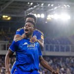 Na toho sme nemali skoda ze ho Slovan stihol priviesc Svedi sa chytali za hlavu Kmotrik trafil jackpot Euroske pohare Futbal Sportweb