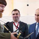 Ukrajinci sa pokusili odstranit mozog Putinovych upirov Zachrania mu po atentate zivot